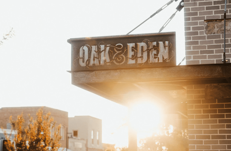 Jackson: Best American Made Whiskey – Oak and Eden.